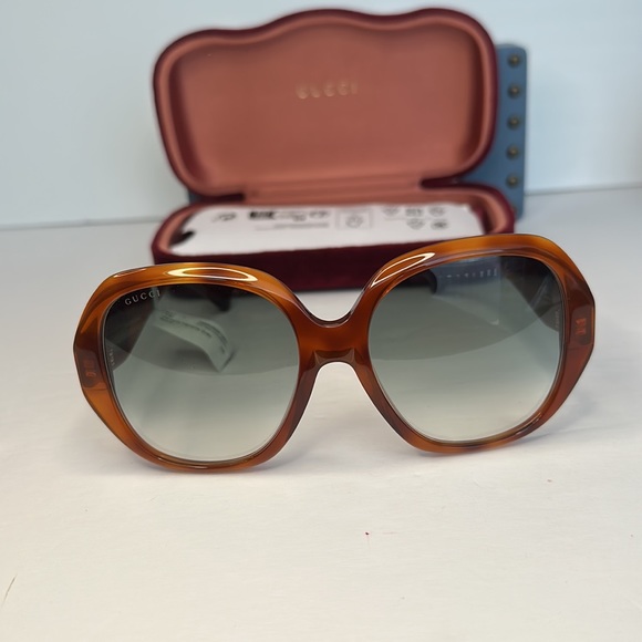 💯 - New Authentic GUCCI GG0796S-003
Oversized Octagonal Sunglasses - Picture 3 of 17